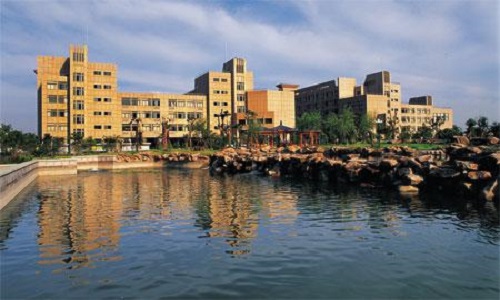 2020浙江传媒学院校园风光