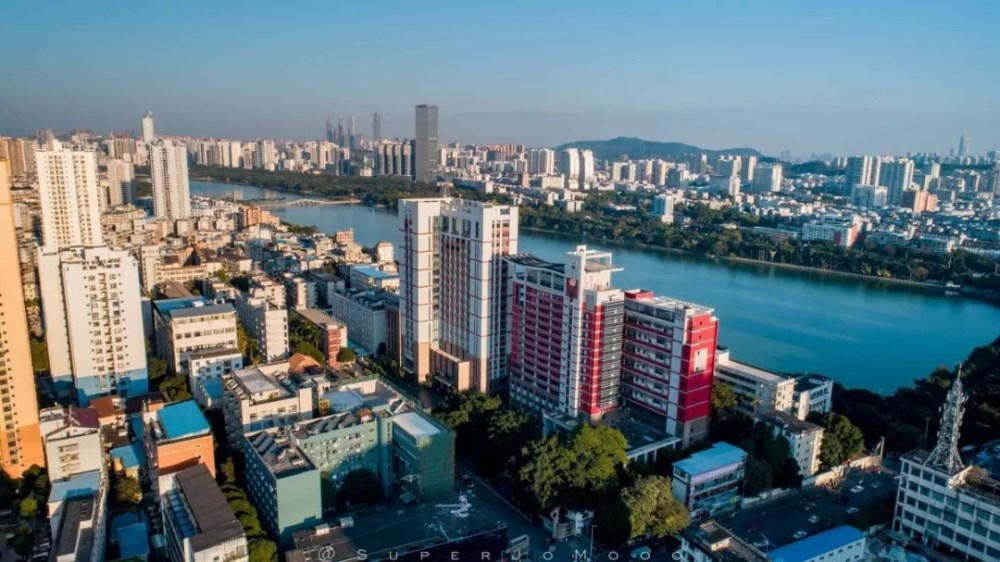 广西艺术学院校园风光三