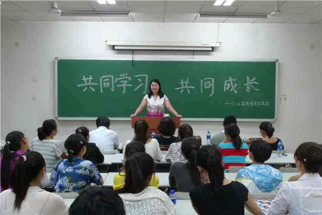 深圳播音主持培训机构/深圳播音主持培训班有哪些