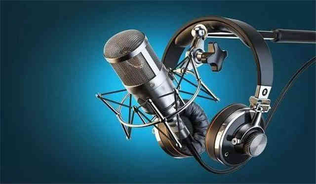 艺考播音主持方向培训班深圳多芬传媒播音主持培训课程