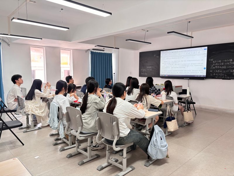 广州传媒艺考培训课堂