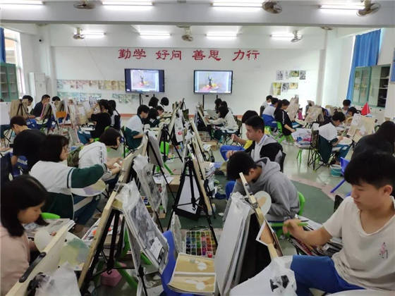 雷州八中2020年体艺特长生招生简章