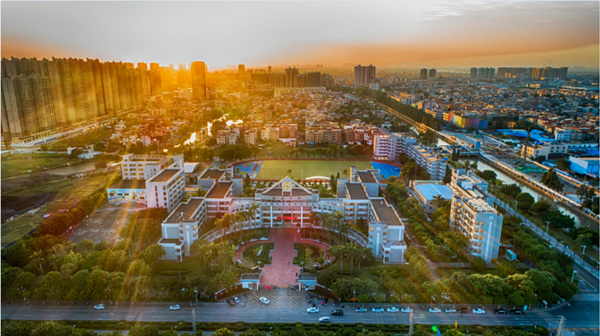 2021年伦教中学传媒专业招生简章