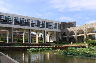 武汉设计工程学院校园风景三