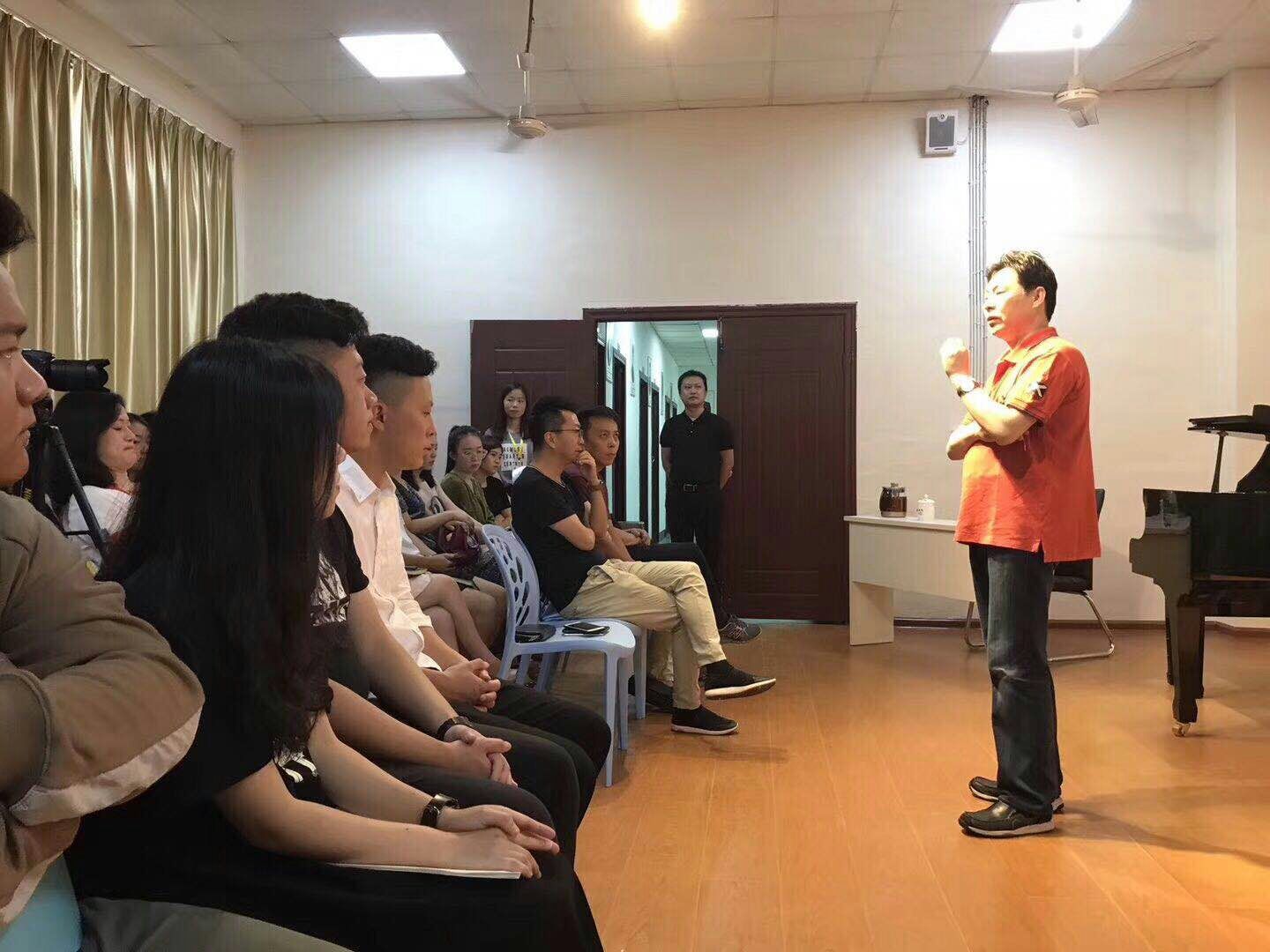 传媒艺考的流程