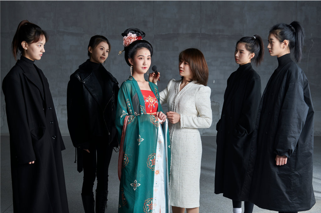 四川传媒学院2022年校考报名考试时间