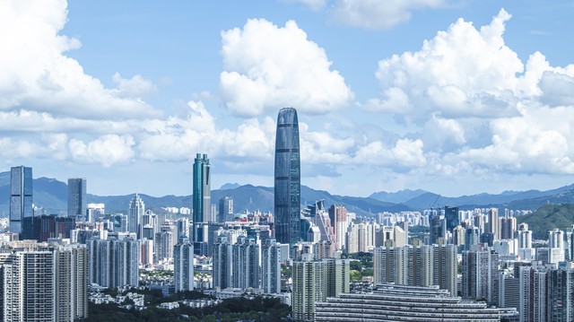 深圳传媒艺考费用很高吗？