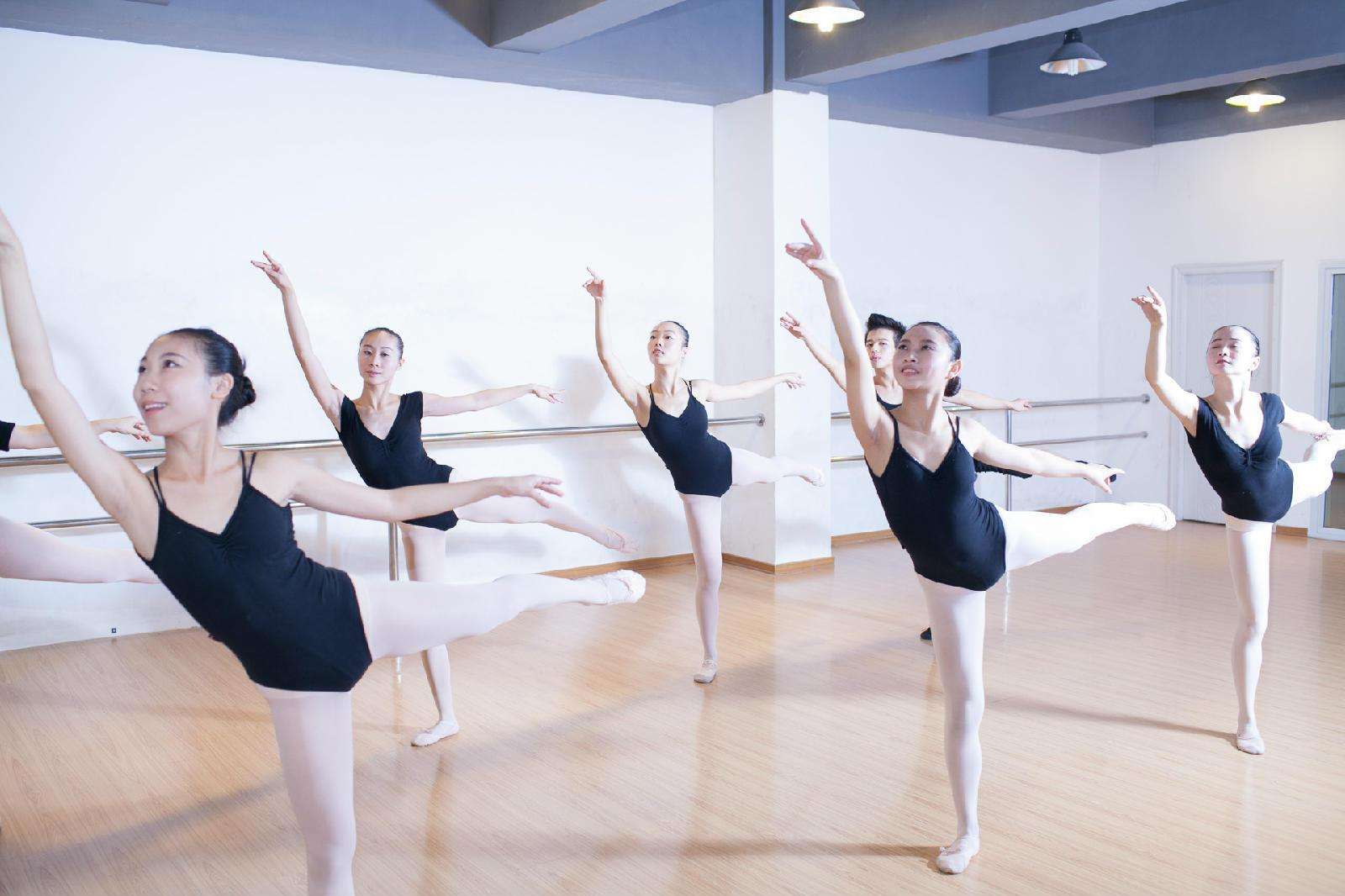 湛江舞蹈考前培训学校_舞蹈艺考要掌握哪些技巧？