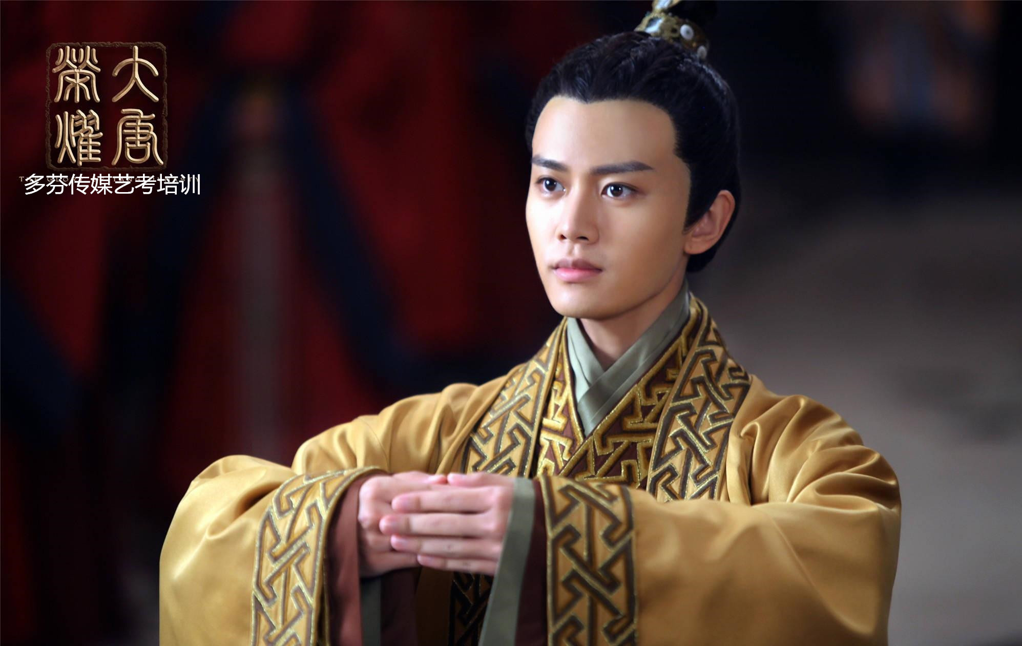 湛江舞蹈高考培训机构_舞蹈艺考曲目及服装怎么选？